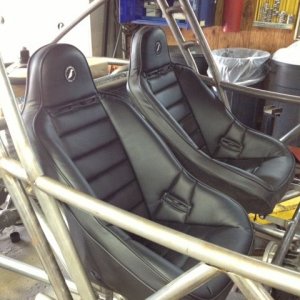 seats mounted2.JPG